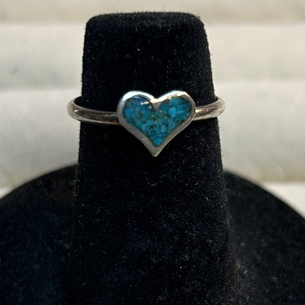 *RARE* VINTAGE UNMARKED STERLING SILVER 80s TURQUOISE HEART RING PINKY RING